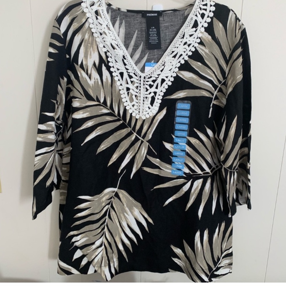 New with Tags Premise Top Size Large. Very Cute.